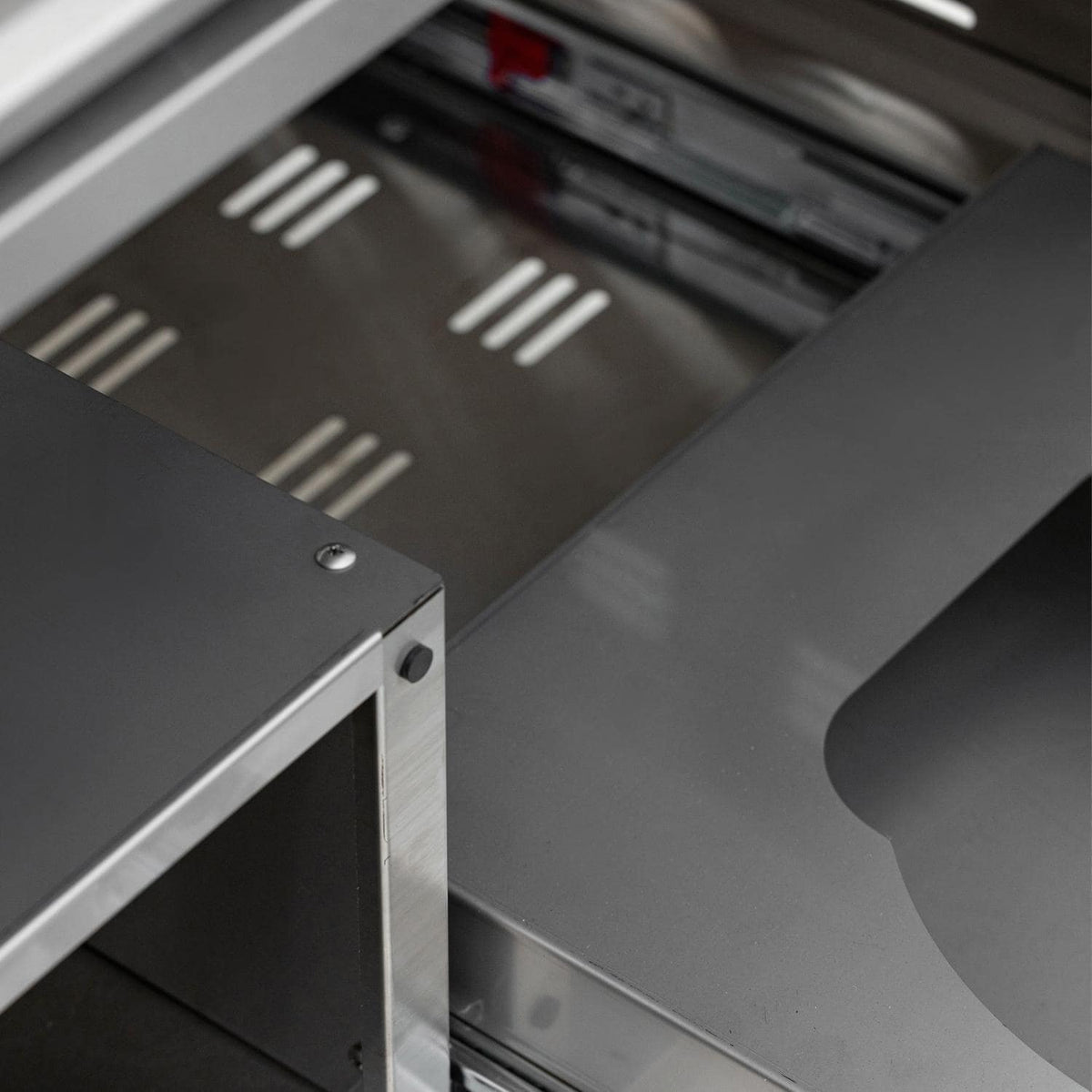 Blaze LTE PRO 40-Inch Freestanding Gas Griddle with Cart