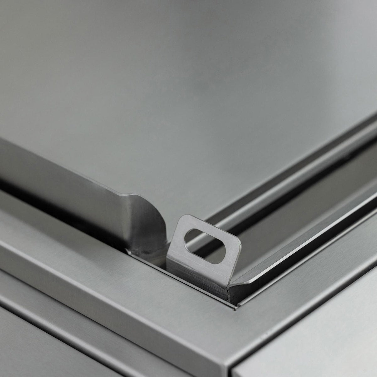 Blaze LTE+ 30-Inch Built-In Gas Griddle with Lift-Assist Hood