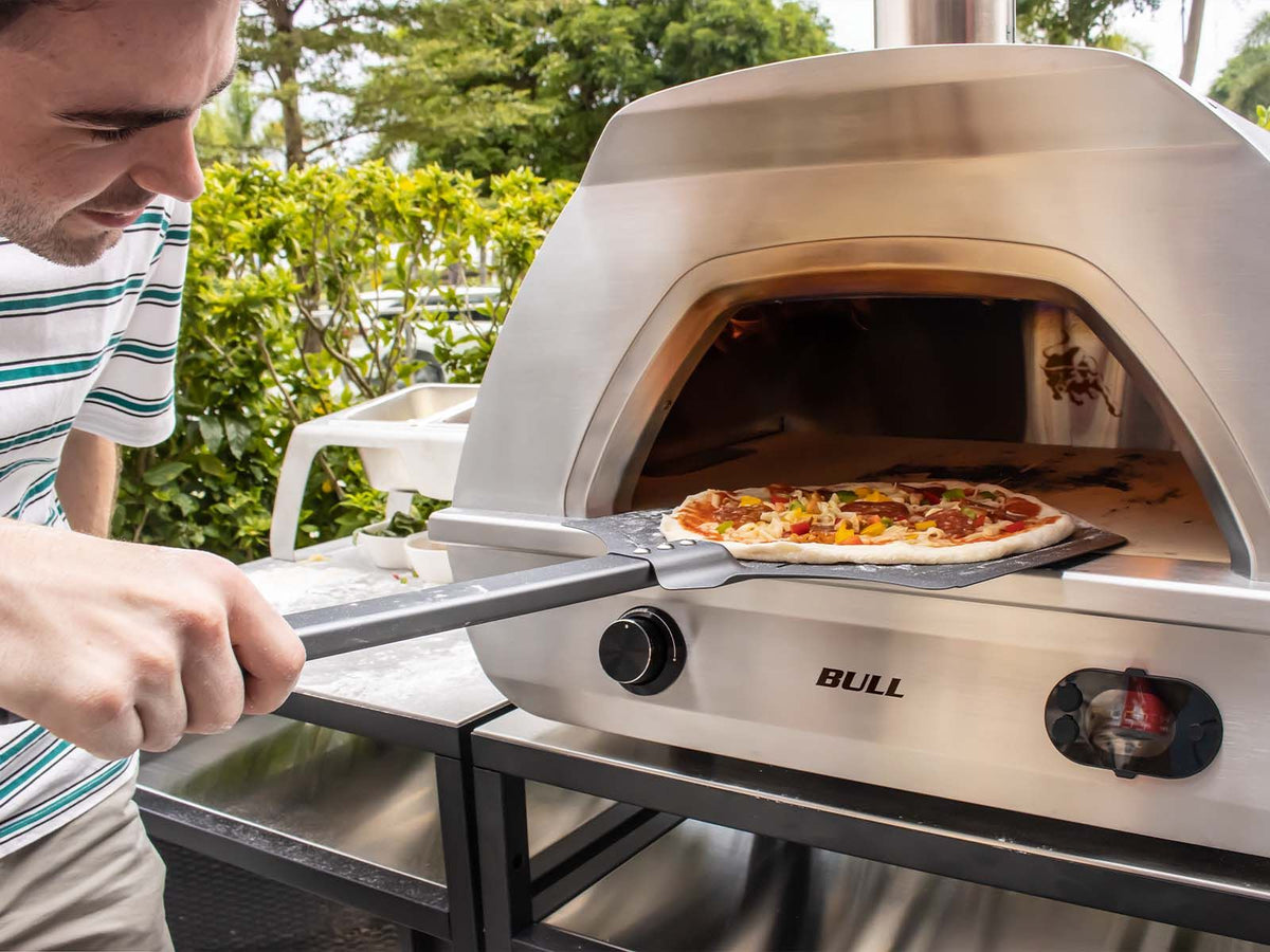 Bull Dual-Fuel Countertop Pizza Oven
